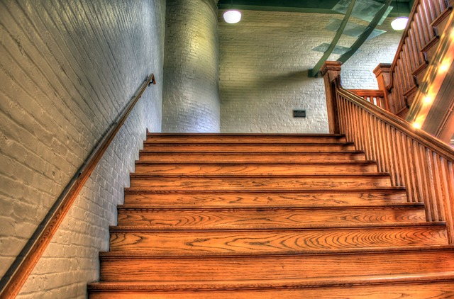 staircase-347318_640